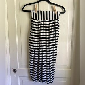 Butter by Nadia stretch stripe skirt os medium black and white pockets